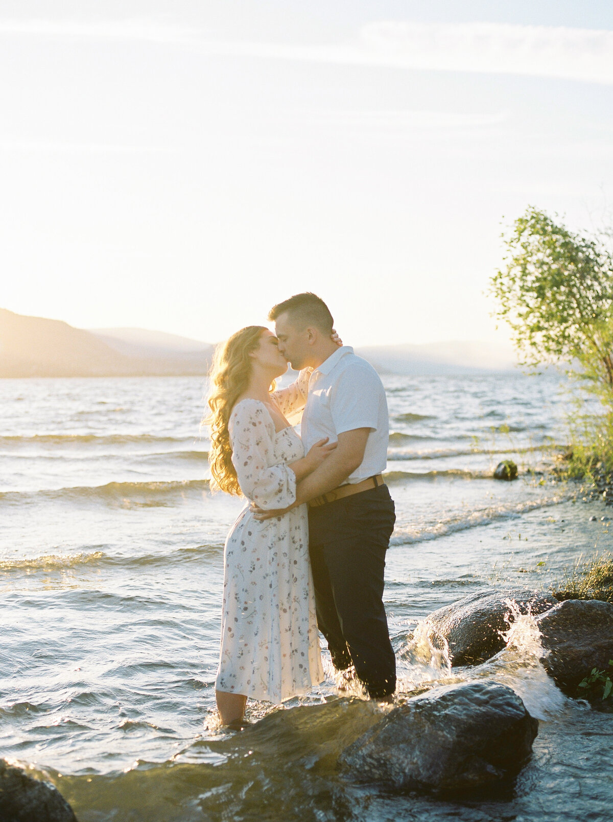 minted-photography-cedar-creek-winery-engagement-bc-18