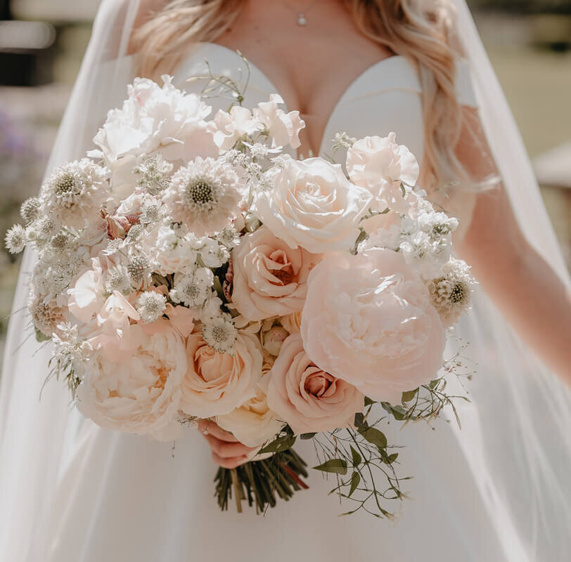 Light pink and white bouquet