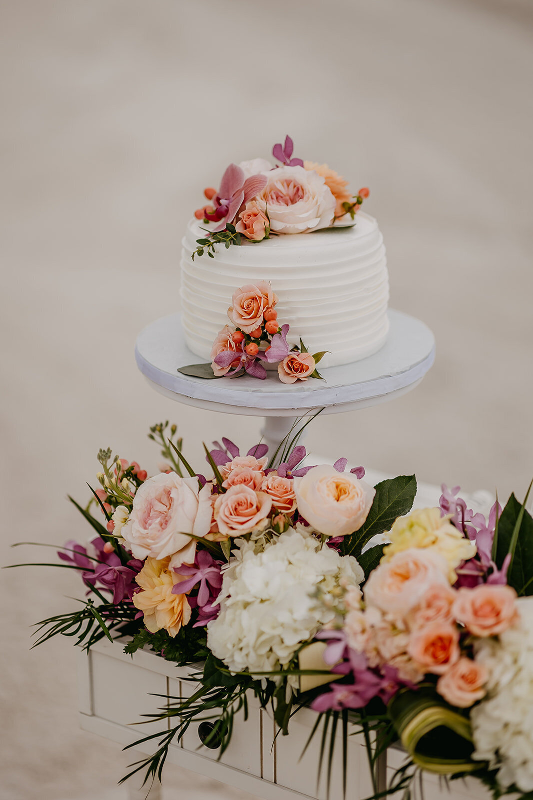 rad-red-creative-elope-in-tampa-isla-del-sol-chantilly-chic-celebrations-1