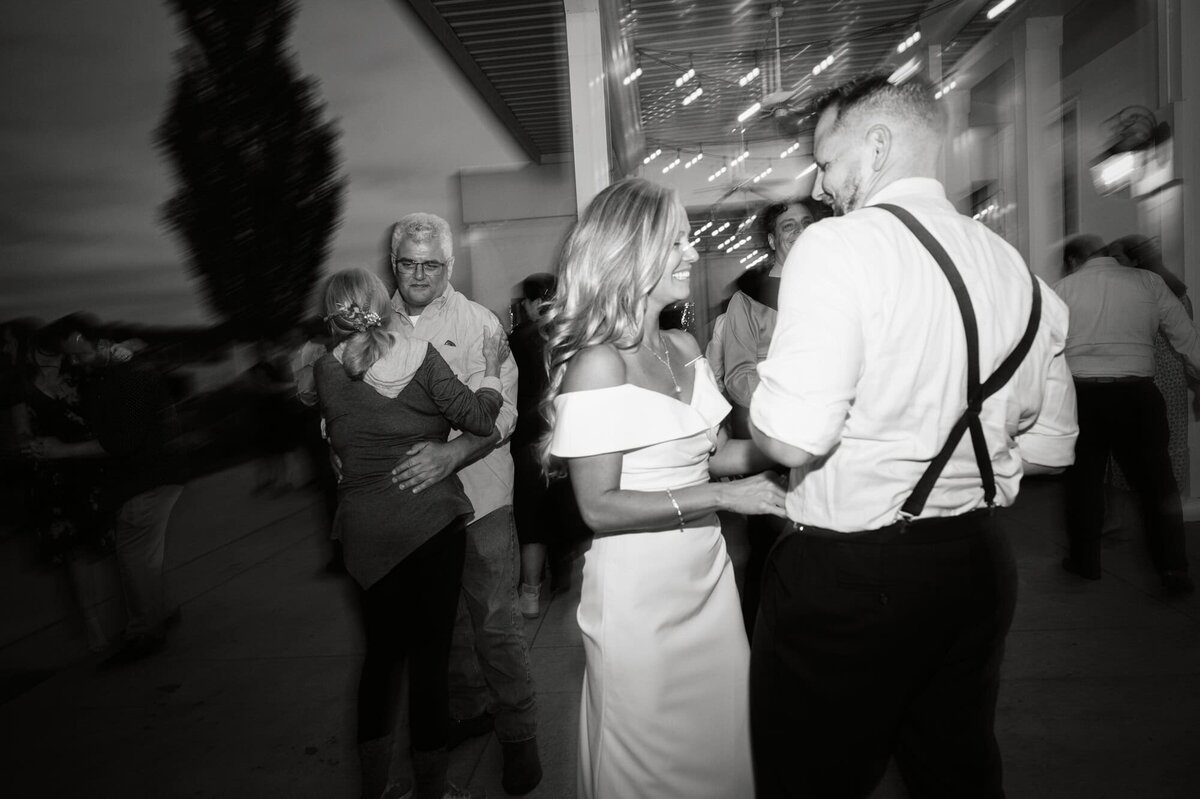grandrapidsweddingphotographer-mk24-59