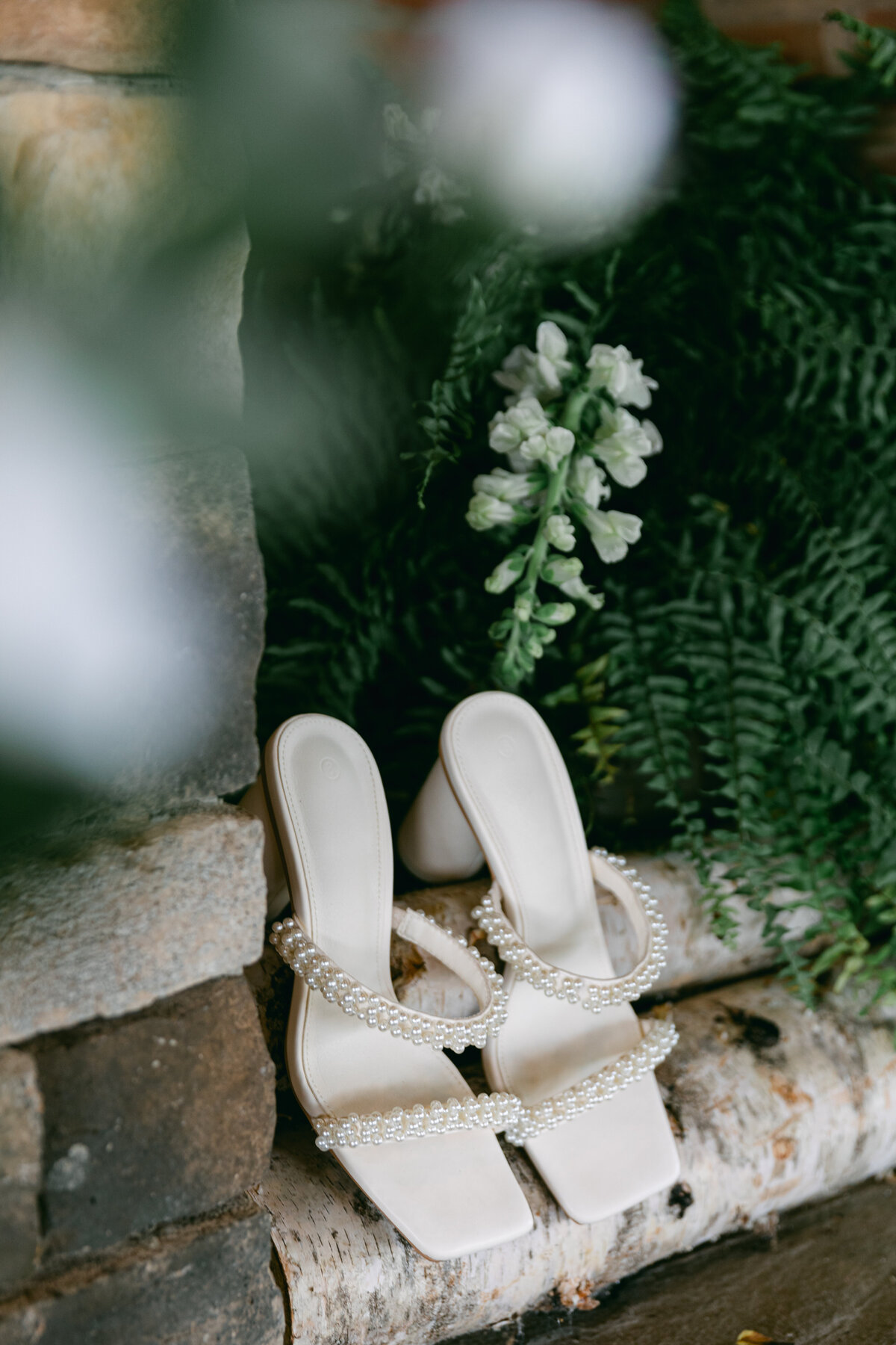 bridal-shoes-nature-flatlay
