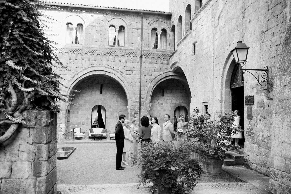 Maïlys Fortune Photography Husband Wife Wedding Weddings Photography France Switzerland Italy Timeless Dreamy Imagery Bilingual French English Destination Weddings Destination Wedding Provence French Riviera Paris Lake Como Tuscany64