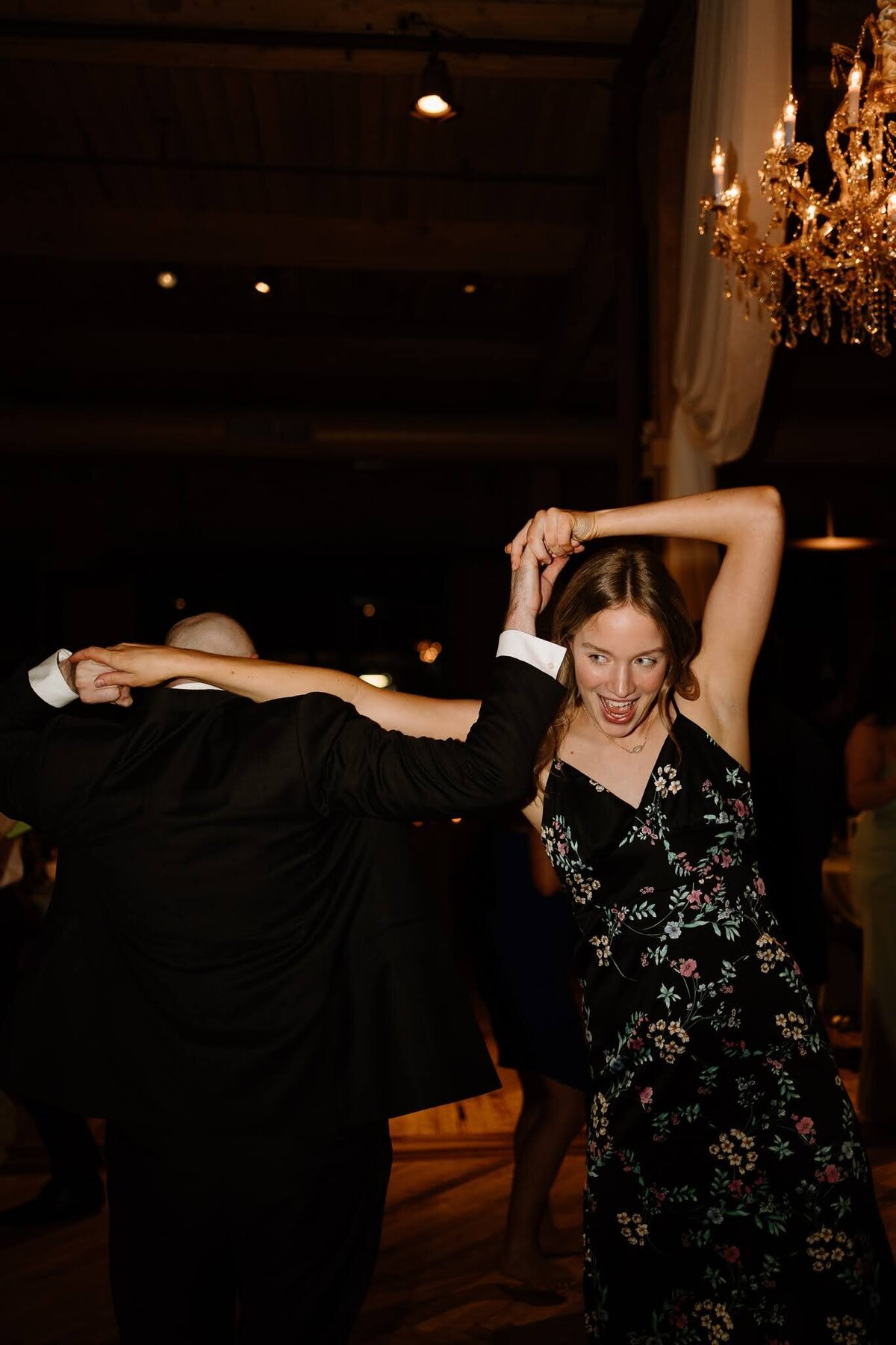 Jack-and-Julia-6.16.2023-Nichole-Babiez-Photography-Chicago-Illinois-wedding-photographer-bridgeport-art-center-downtown-wrigley-building-union-station-couples-wedding-party-portraits-reception-candid-luxury-downtown--99