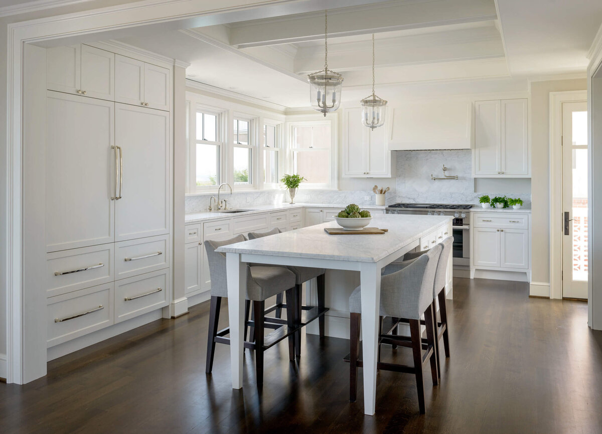 White-kitchen_Magnolia-Seattle-Washington_Marianne-Simon-Interior-Design.jpg