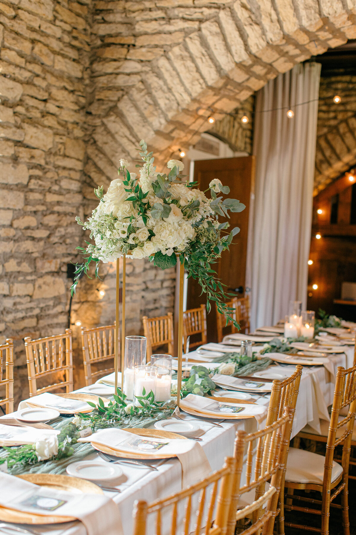 mayowood-stone-barn-wedding-20
