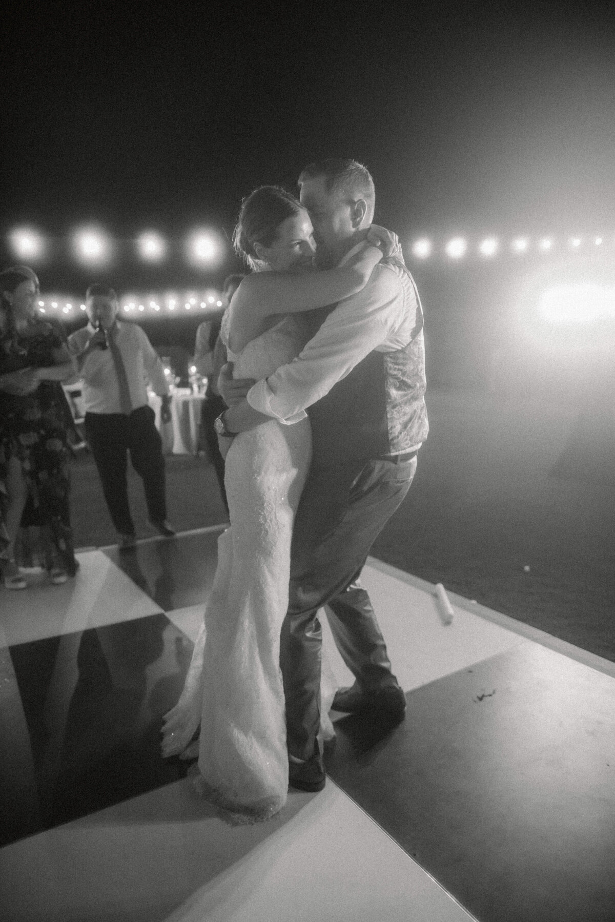 Sarah & Steven Wedding Sneak Peeks-311