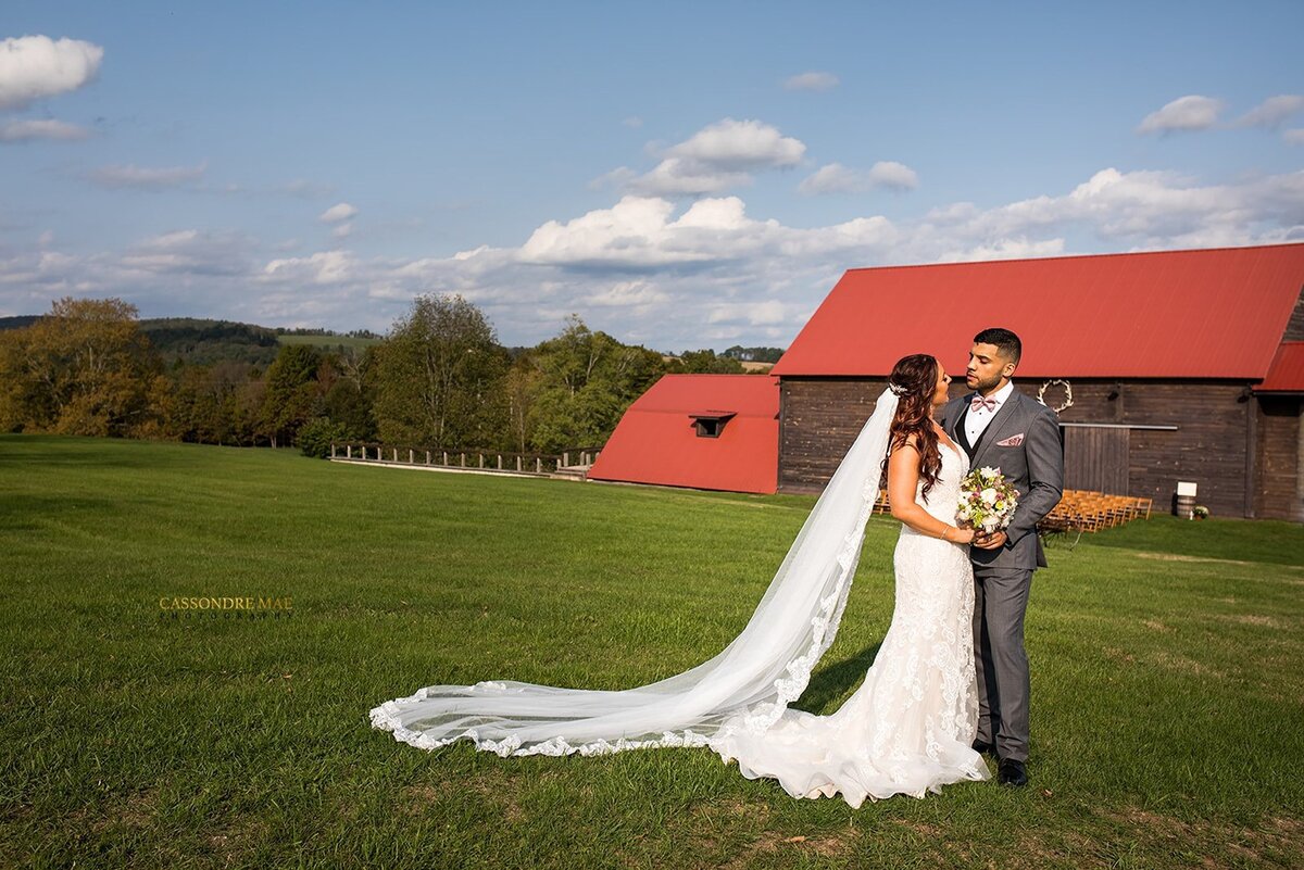 Catskills-Wedding-Venue-Carley-and-Gabe-2