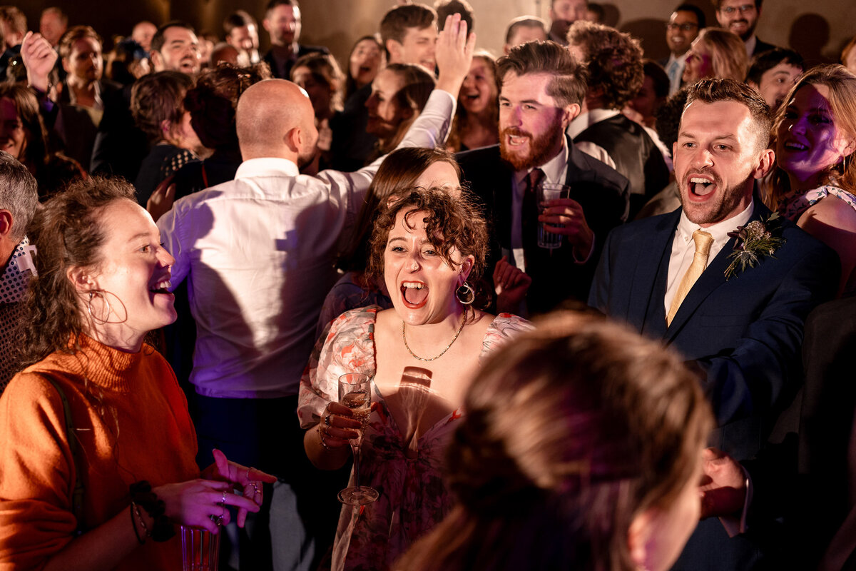 great-barn-devon-wedding-photographer-jasmine-leo-53