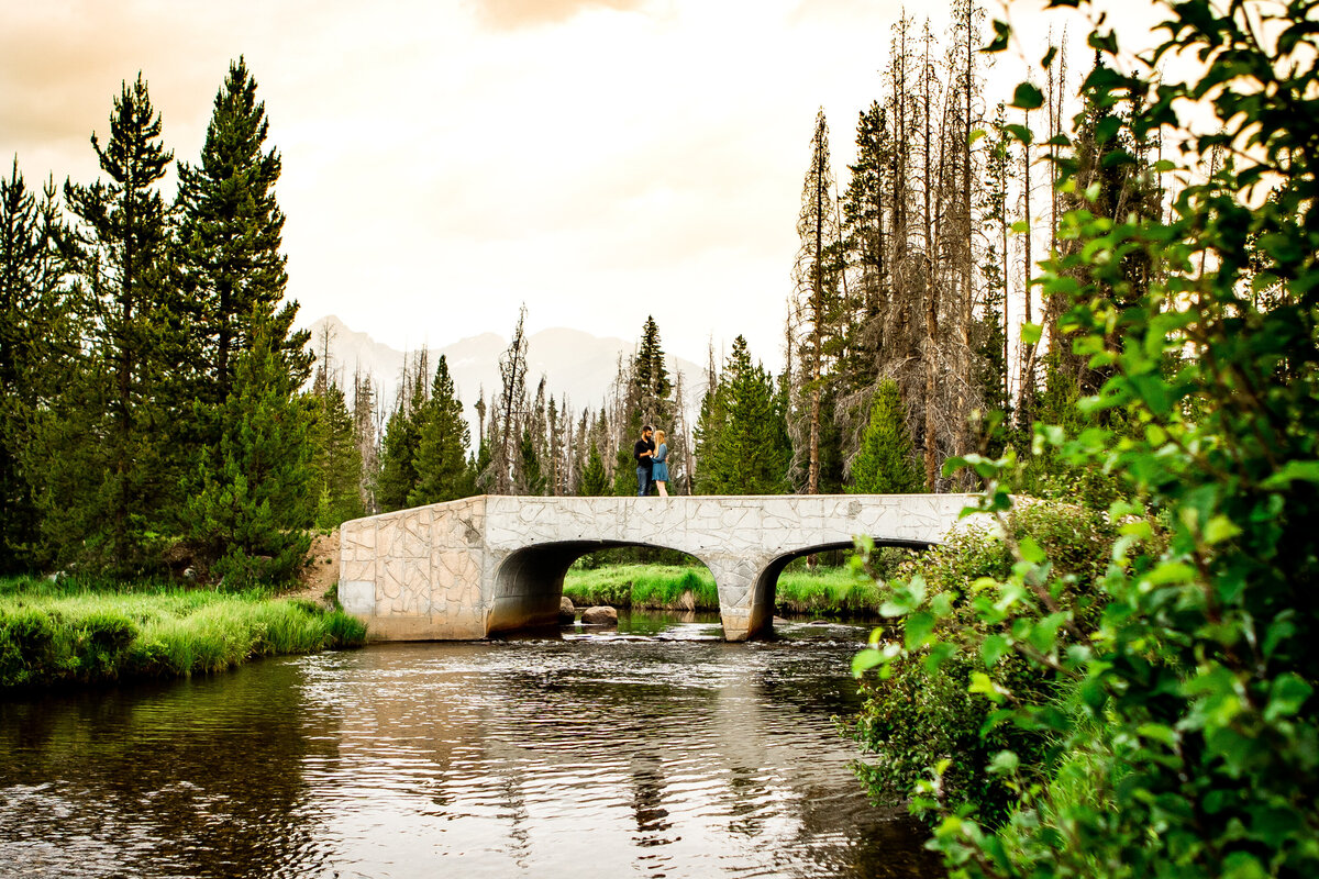 rocky mountain national park engagement session (1)
