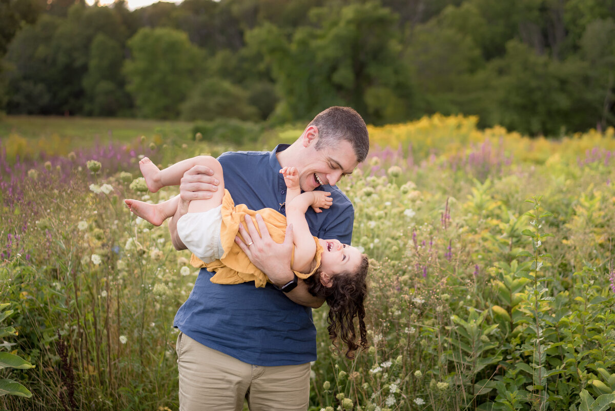 Boston-family-photographer-bella-wang-photography-Lifestyle-session-outdoor-wildflower-86