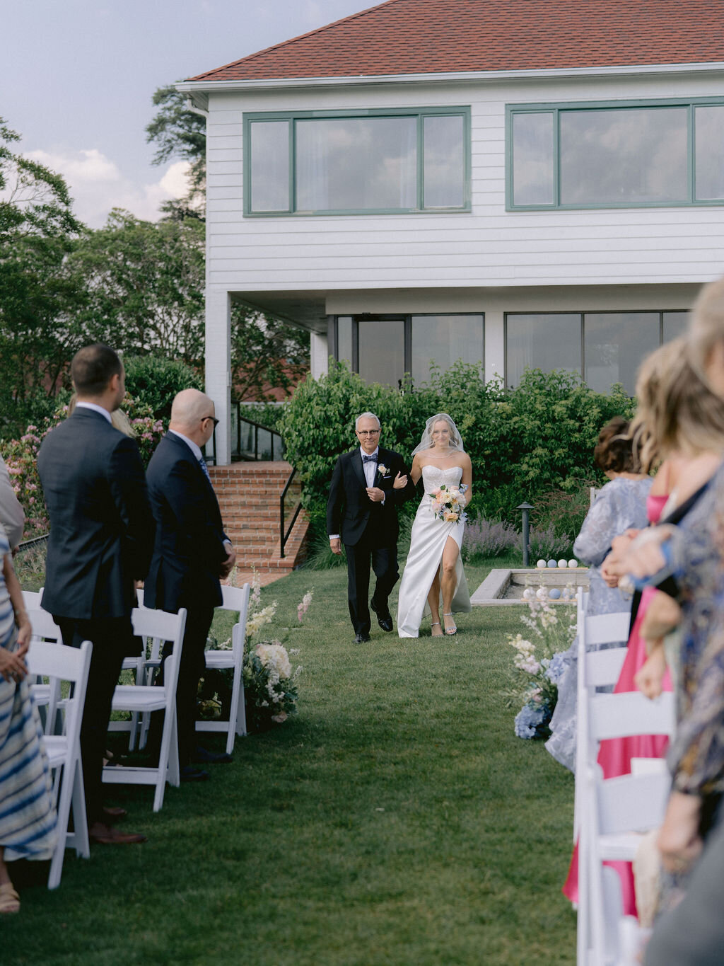 NikkiSanterre_EastCoastLuxuryWeddingPhotographer_TidesInnWedding_Katie&Greg-237