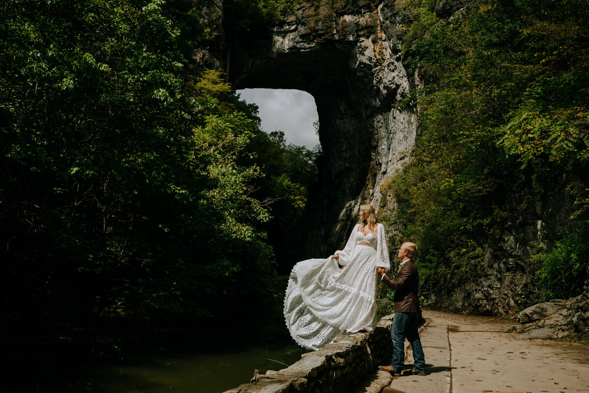 NaturalBridgeBridals-09491