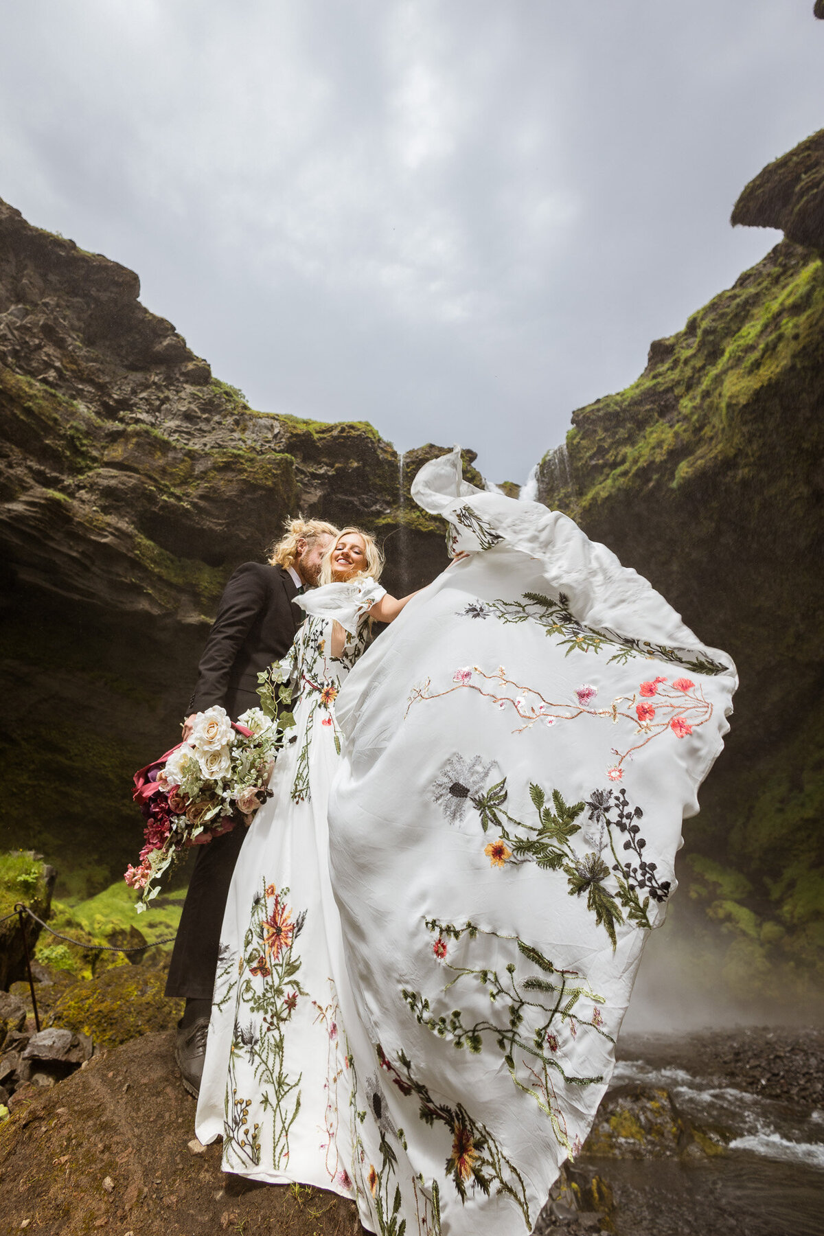 Iceland Elopement Photography Savvy Shoots Photography