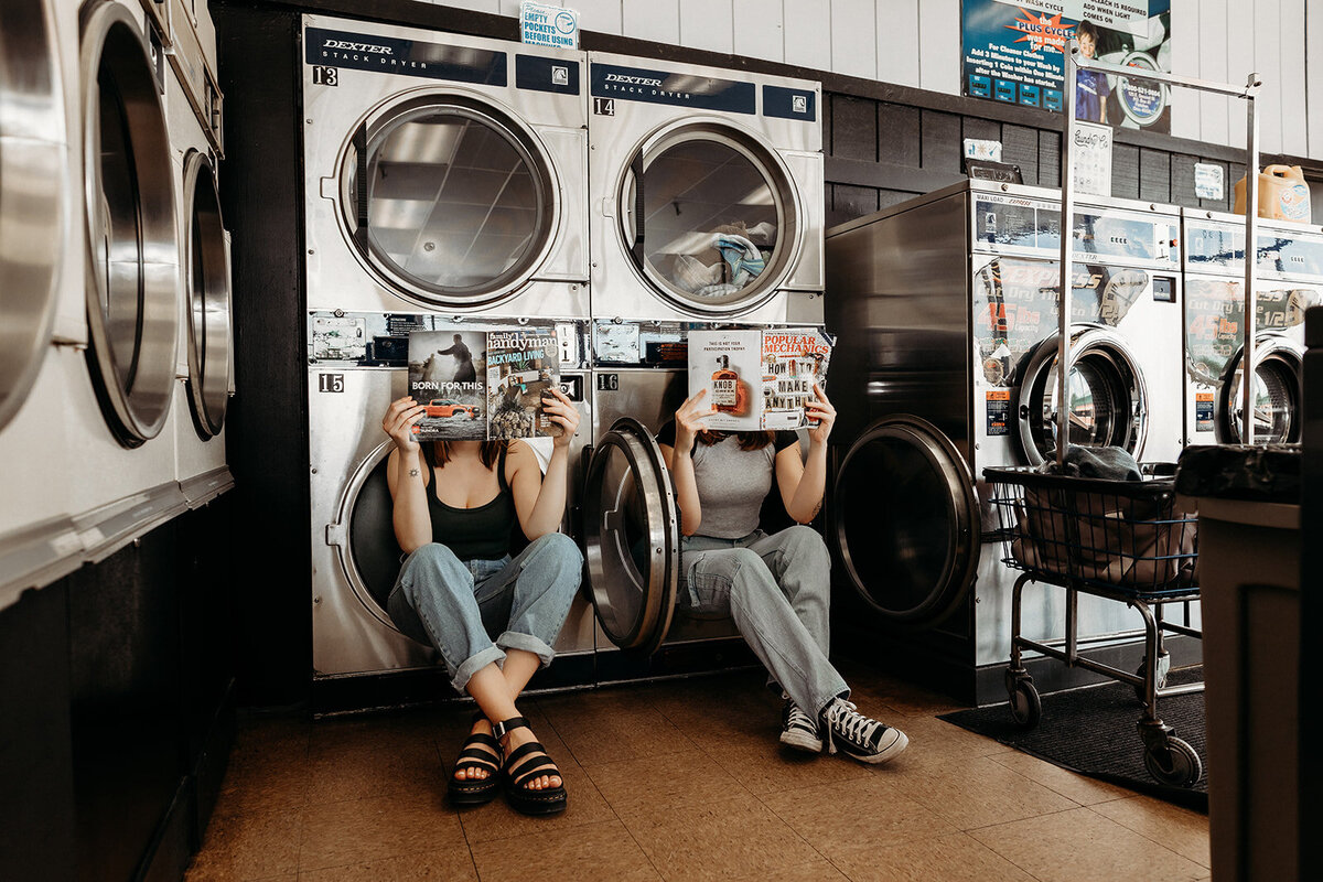 Jess Rene Photos_Spin Kemp Laundromat-67_websize