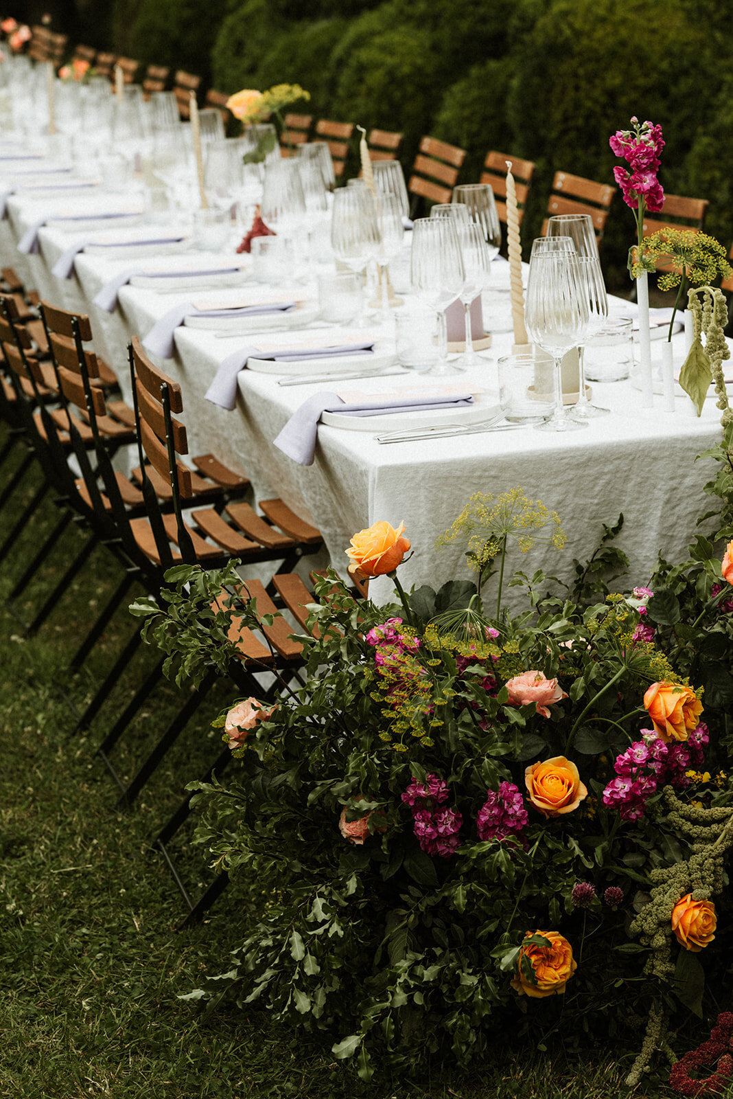 Herentals, salon weddings, moody, authentiek, alternatief trouwen,bruid, 2026, elopent, intiem, spontaan, tijdloos, trouwfotograaf, antwerpen - receptie & familiefoto_s-97