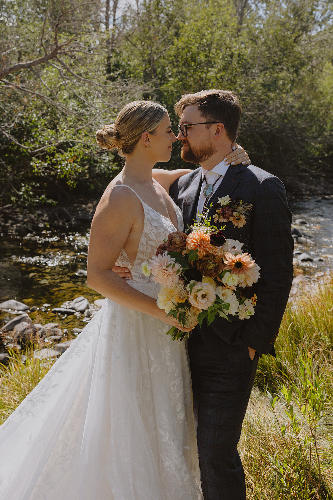 trail-creek-cabin-end-of-summer-wedding-kelly-jackson-first-look-149