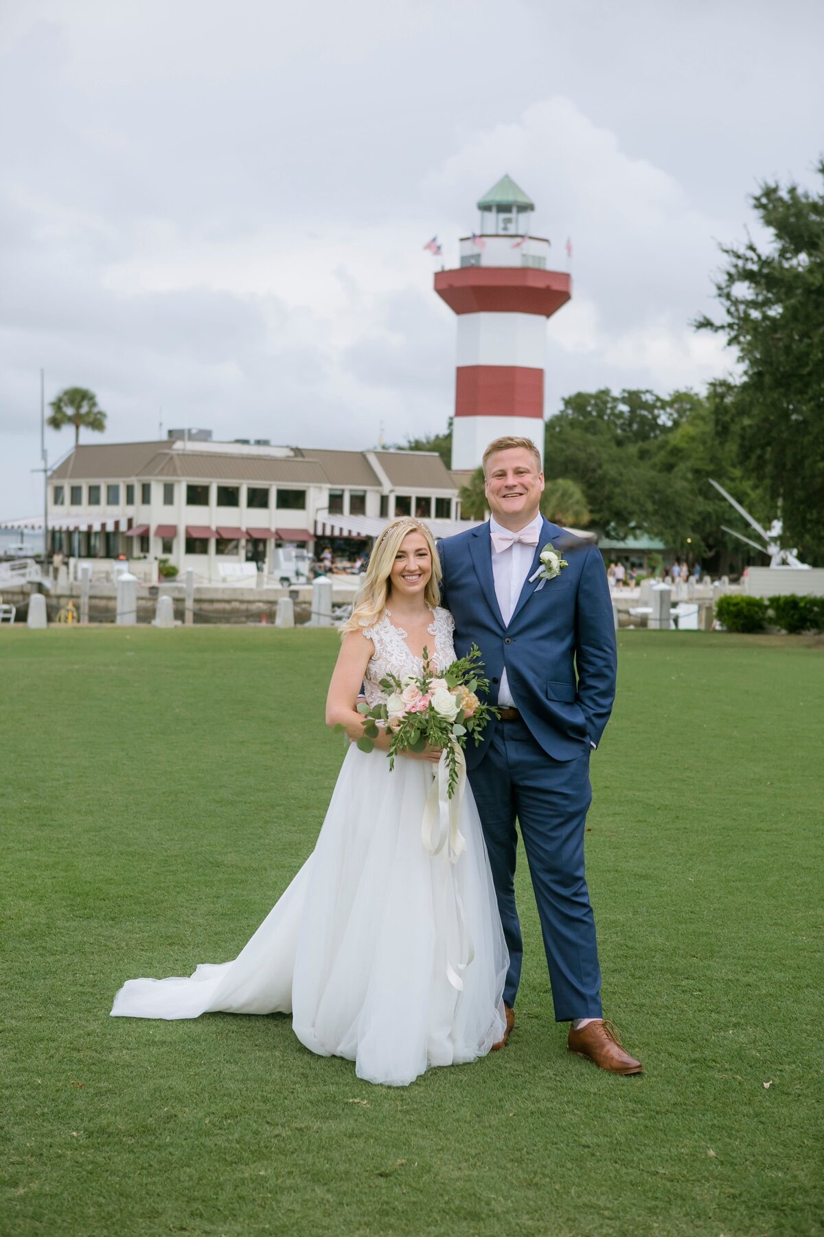 Romantic Wedding Flowers at Sea Pines, Hilton Head Island, SC | Wedding and Event Florist | Lisa Staff Photography | Coastal Floral & Events