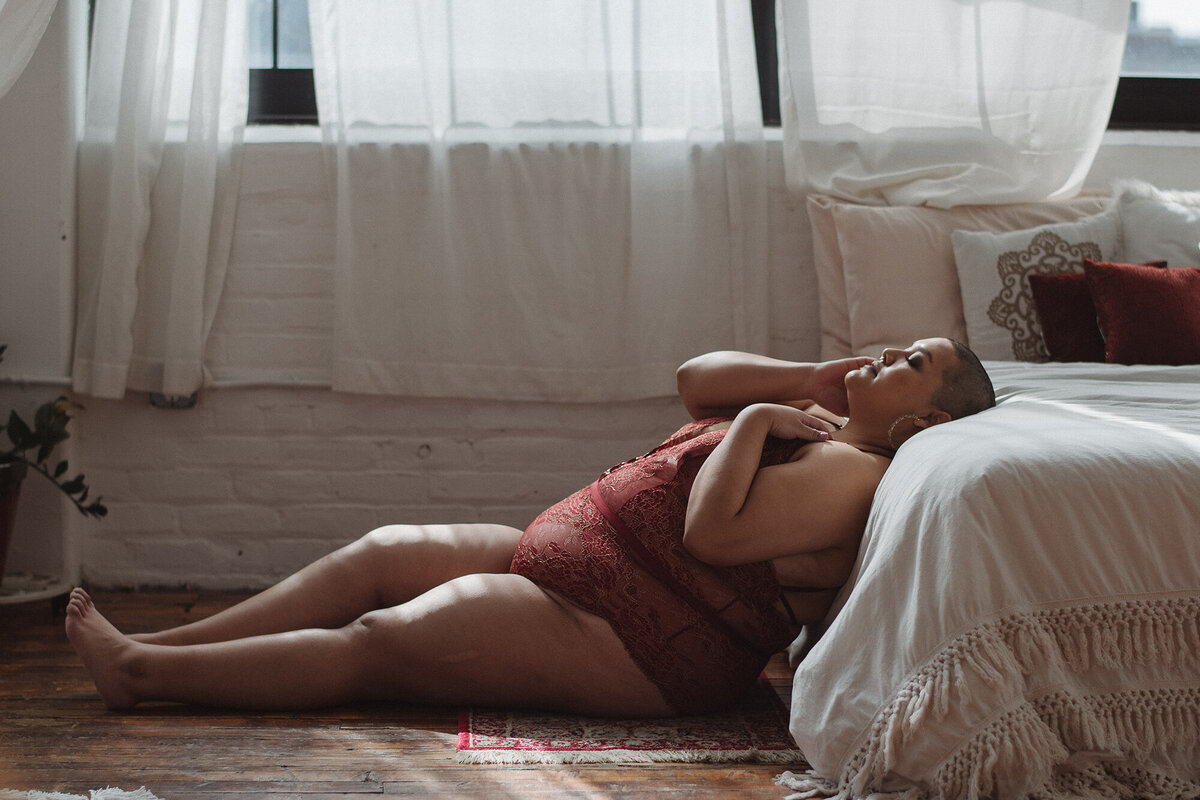 jaimie-nicole-krause-st-louis-Body-Fat-Positive-Boudoir-Photography_003