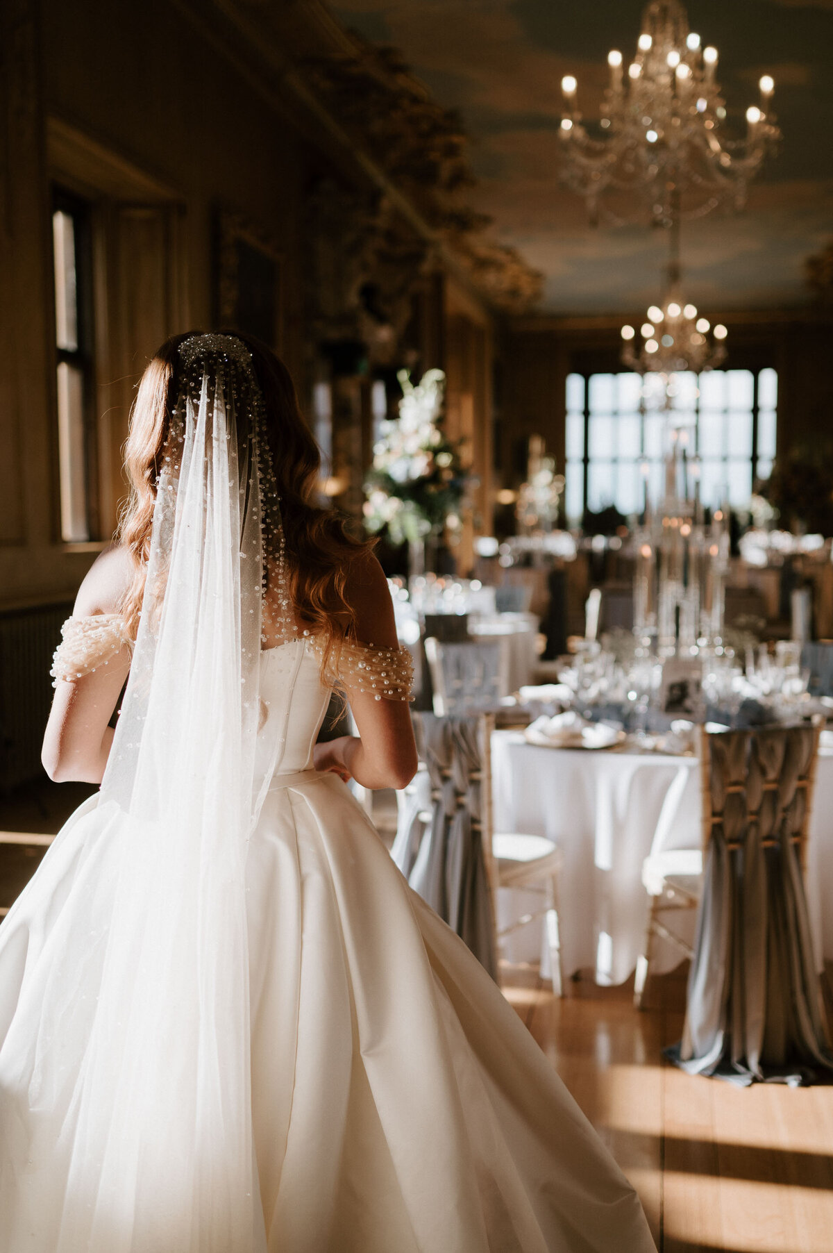 Harlaxton Manor - Wedding Photographer - Laura Williams Photography - WEB - 38
