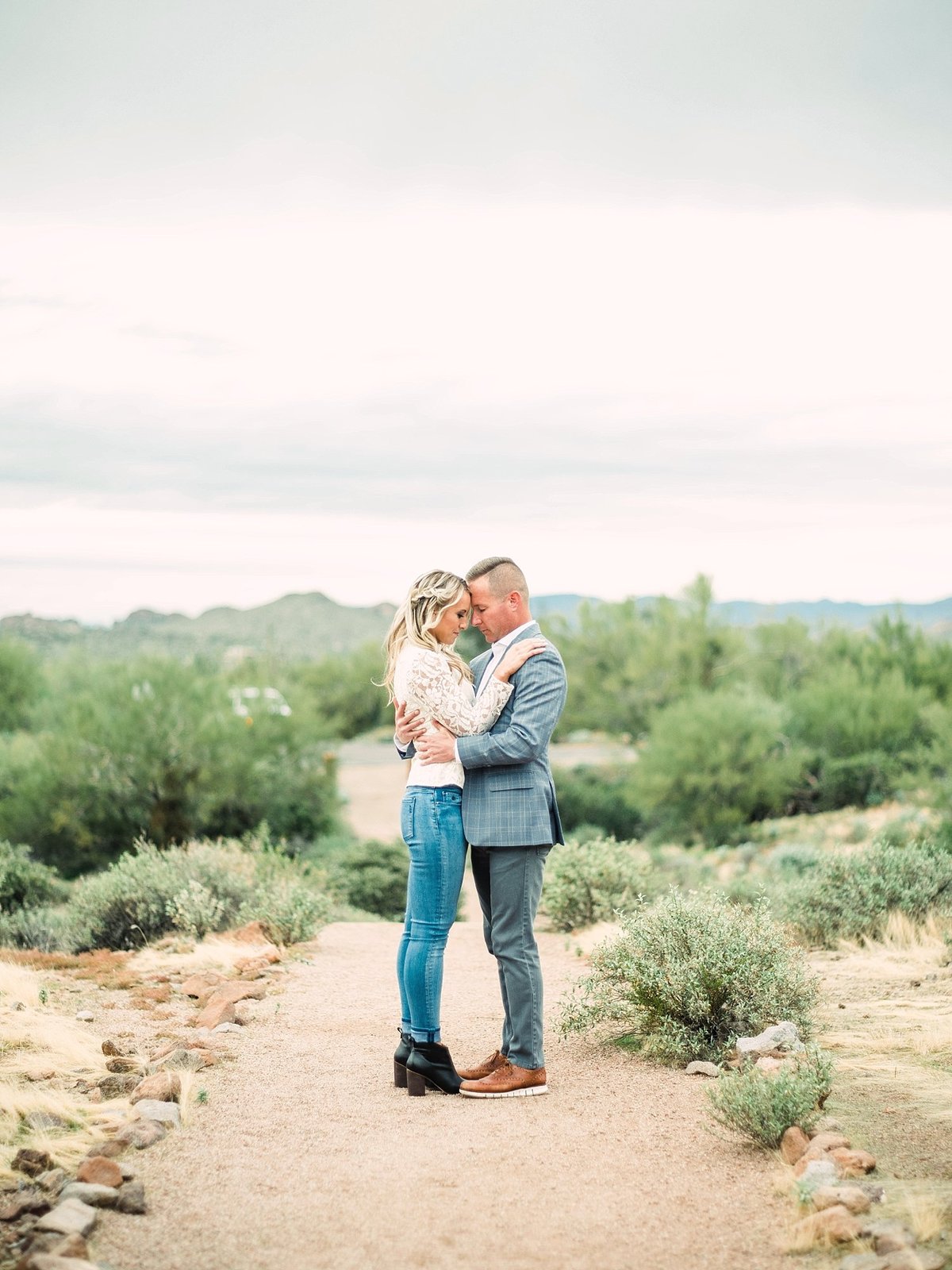 scottsdale-arizona-wedding-photographer-engagement-desert_0033