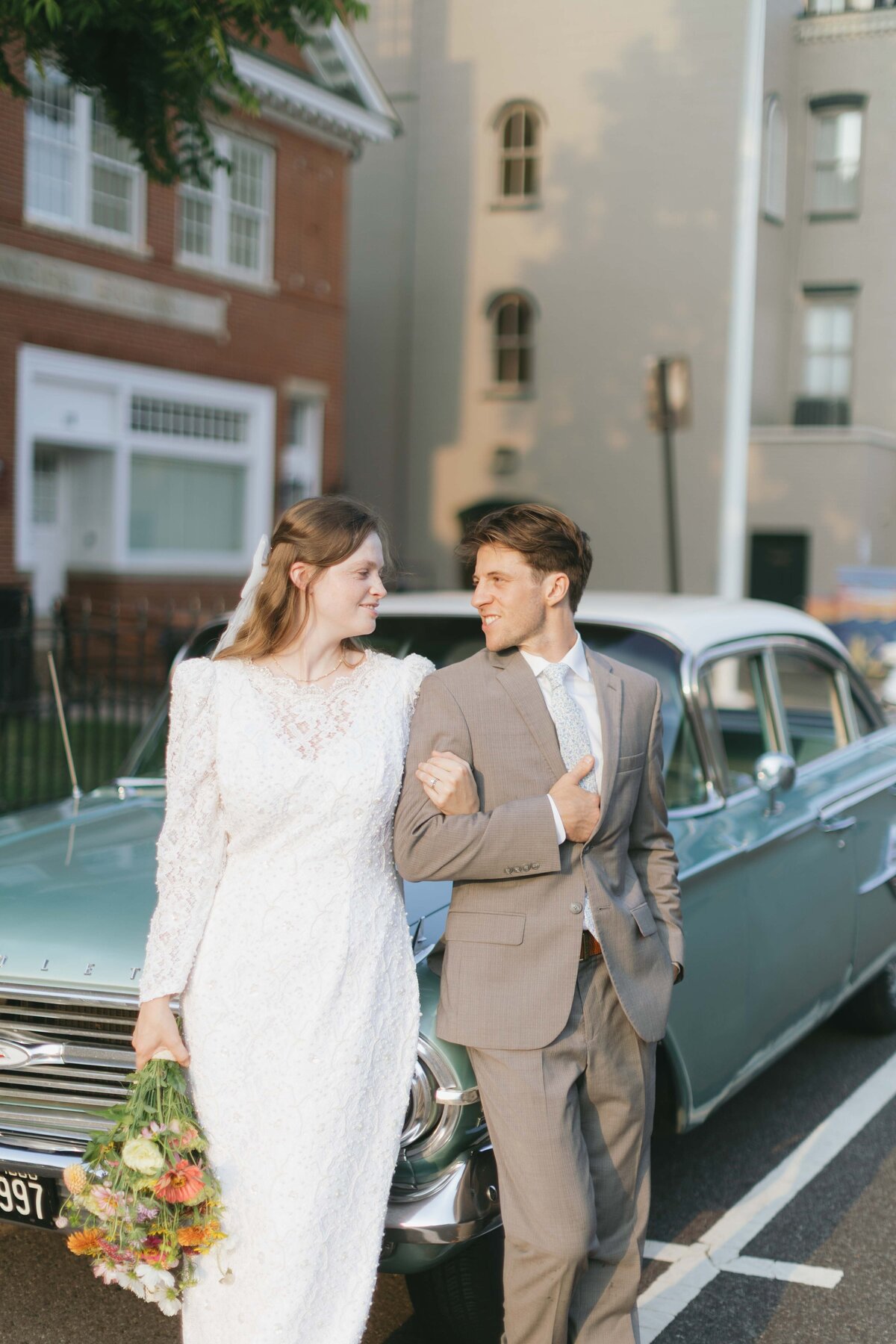 Chloe Parker Photography Heartfelt Wedding Photographer in Virginia — Wedding Photos 44