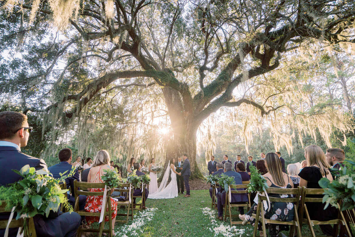 magnolia-plantation-wedding-by-philip-casey