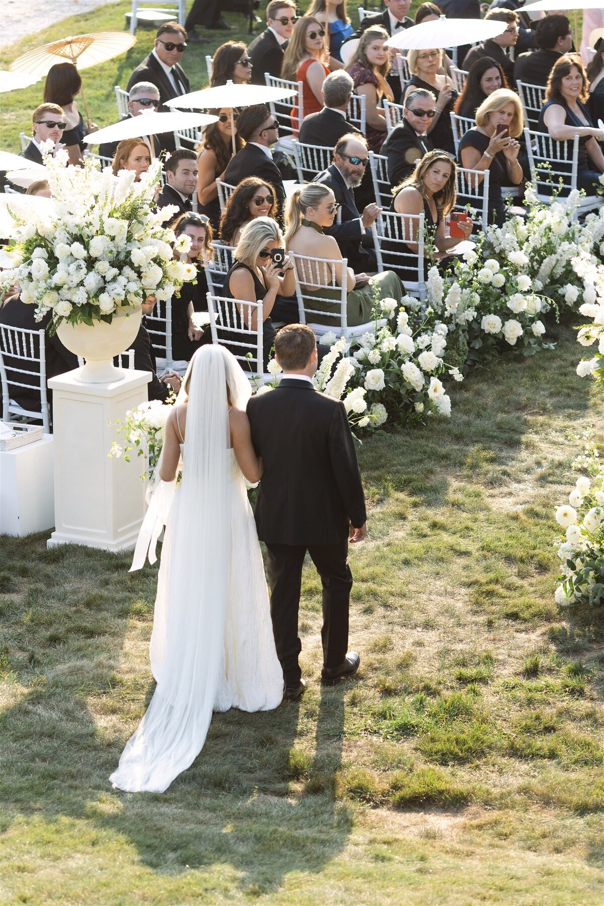 Caroline & Louis Wedding Previews-115