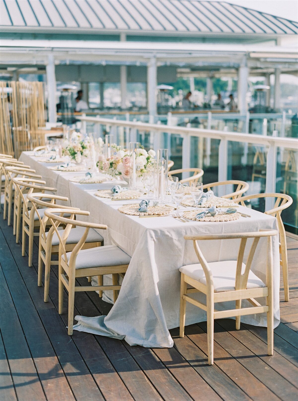 Kate-Murtaugh-Events-wedding-planner-Newport-intimate-outdoor-reception-RI-wishbone-chair
