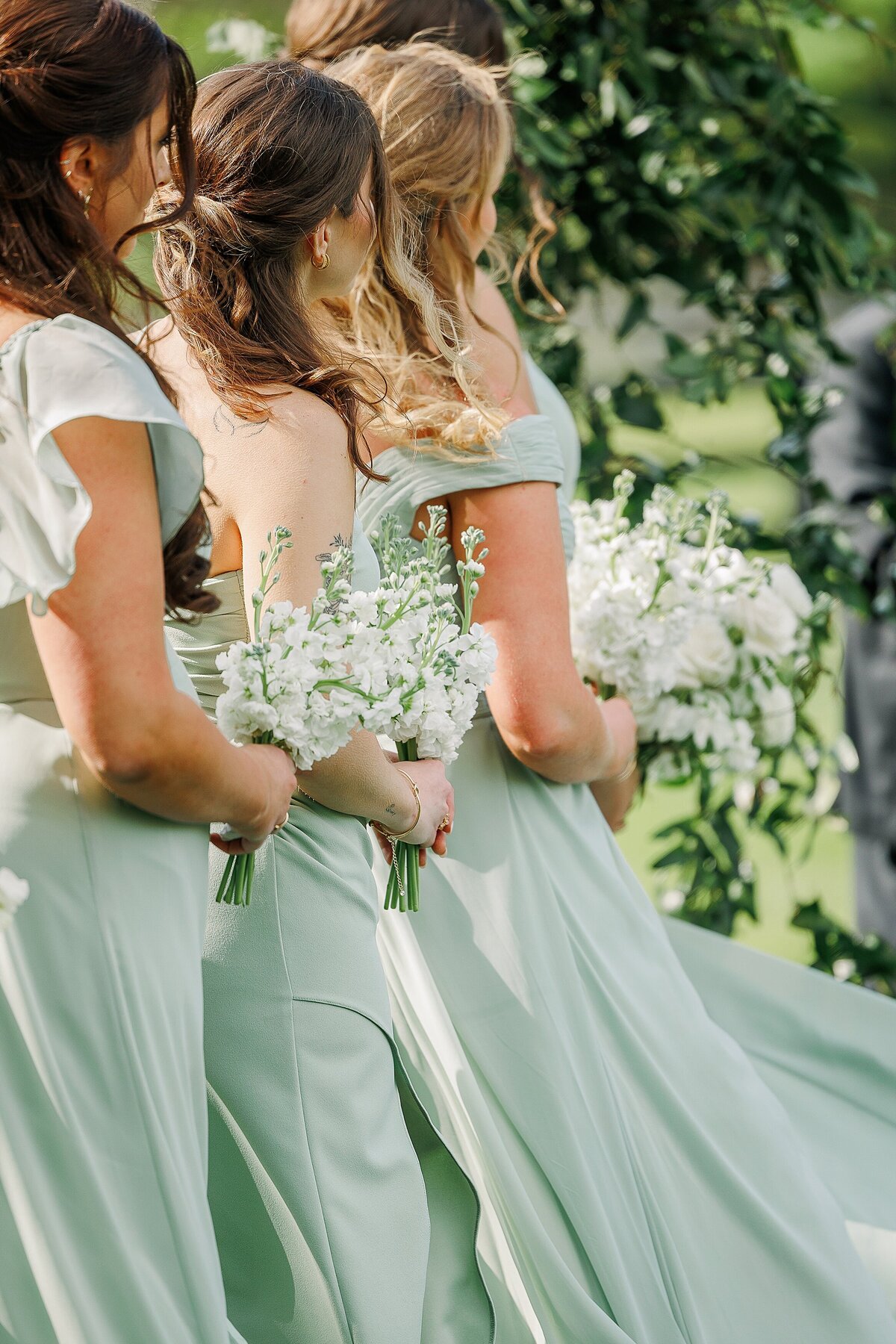 oak-barn-at-loyalty-wedding-rebecca-dotson-photography_0024