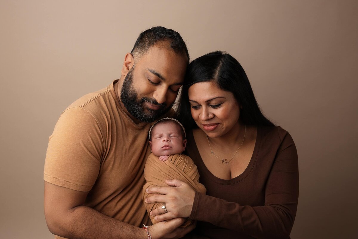 Newport News Newborn Photography, Newborn Photography Newport News, Studio Newborn Photography, Wrapped Newborn Session, Newborn Parent Photography, Newborn Sibling Photography, Newborn Grandparents Photography, Newborn Family Photography, Baby Studio Photos, Newborn Parent Photos, Newborn Sibling Photos, Newborn Grandparents Photos, Newborn Family Photos, Studio Newborn Photos