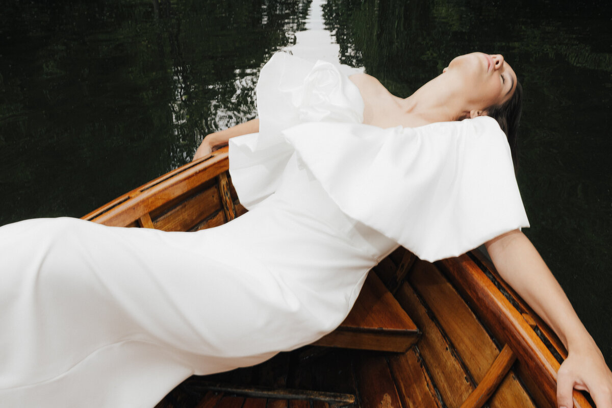 modernes-brautfoto-editorial-hamburg-solace-london