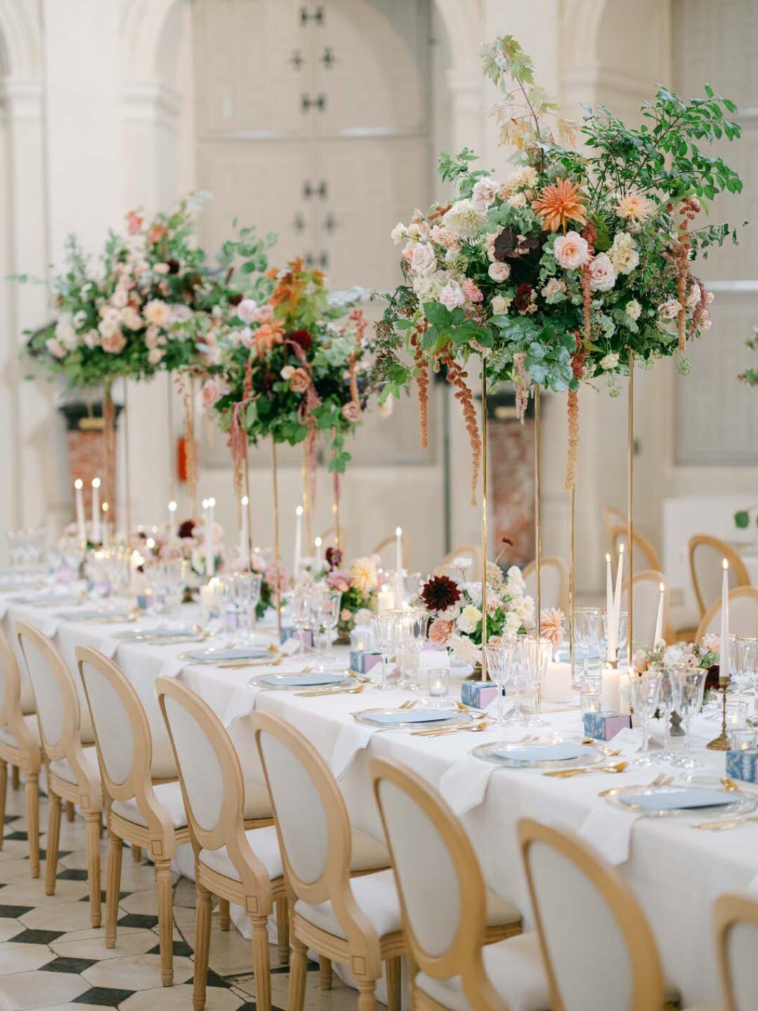 Fairytale Castle Wedding Chateau de Vaux-le-Vicomte France by @alejandrapoupelevents 35