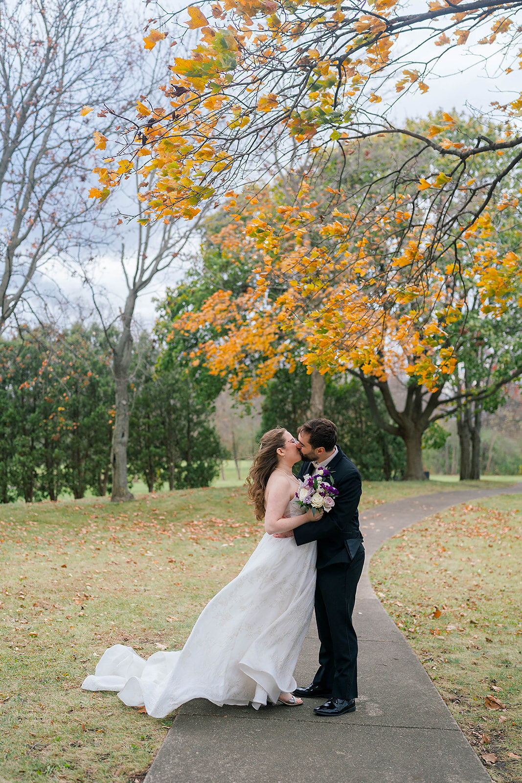 Eliana-Melmed-Photography-Chicago-LosAngeles-Jewish-WeddingPhotography-CouplePortrait-00092