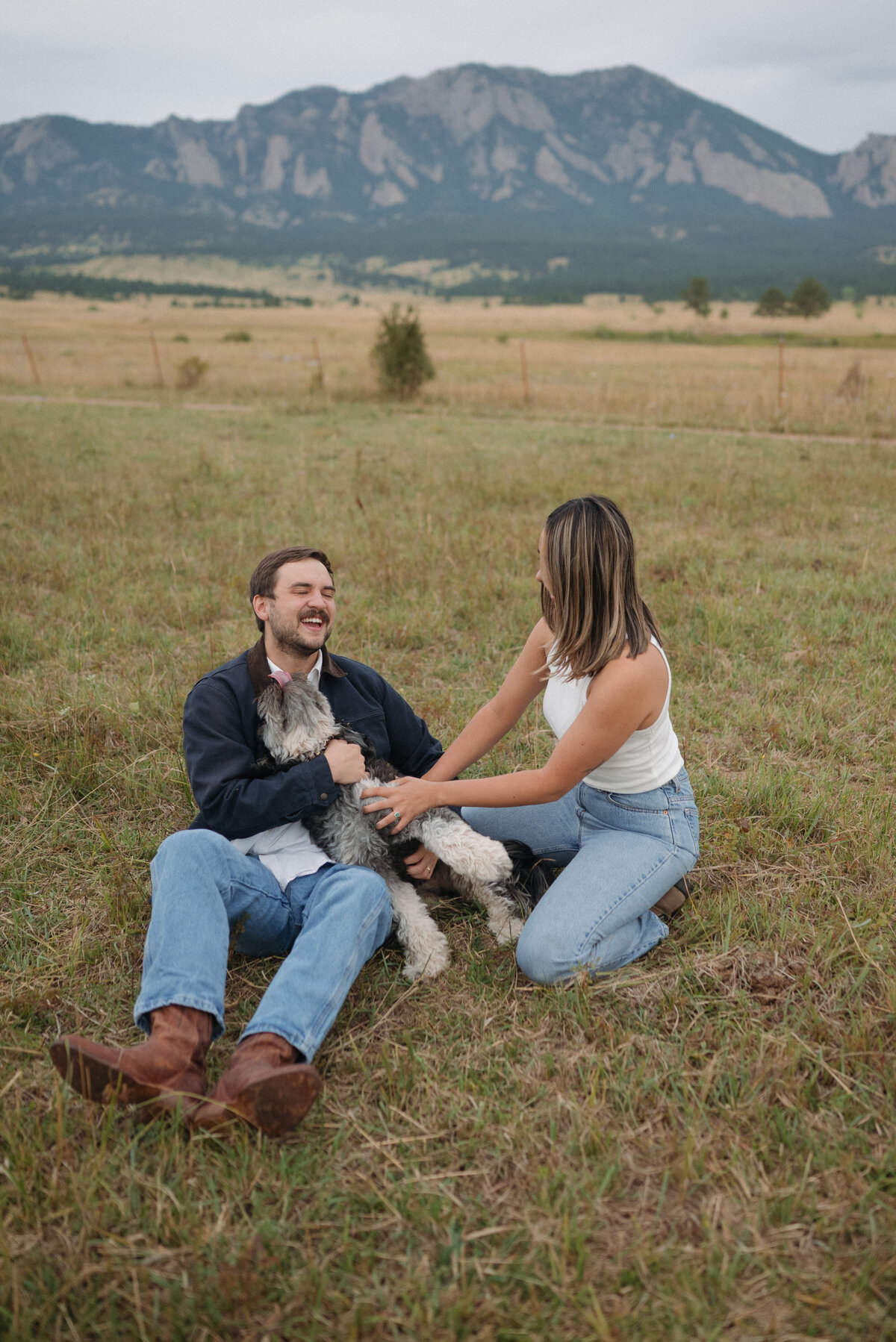 Lauren-Carly-Photo--Destination-Wedding-Photographer--Boulder-Colorado-Couples-Session--01230