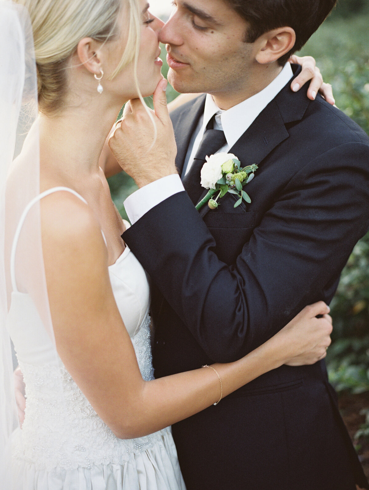 taylor-theo-wedding-film-olive-and-oath-46
