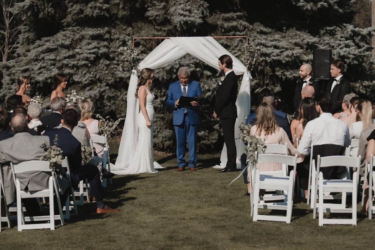 Wedding-ceremony-outdoor-golf