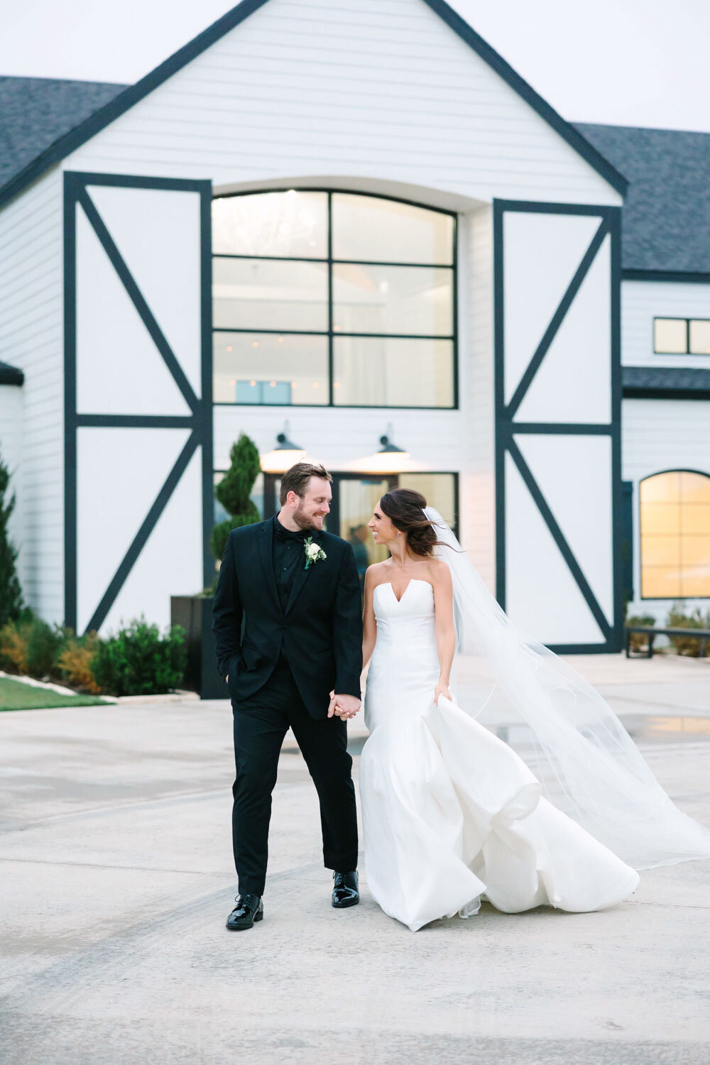 Sydney-and-Carsen-Luxury-wedding-in-Dallas-Texas-Bella-Vista-Wedding-Planning-051