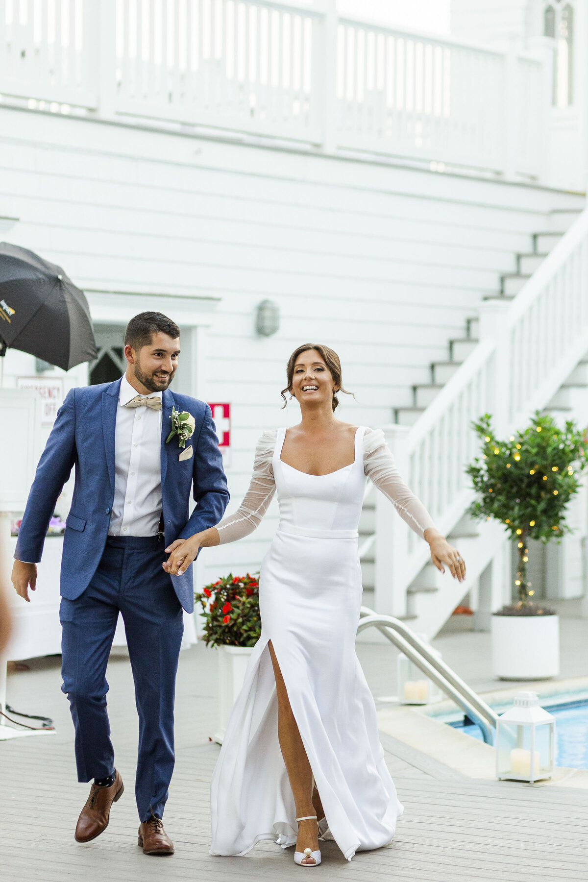 Beach Club Modern Chic Wedding with Touches of Pearl and Gold - Top East Coast Wedding Photography - Ashley Mac Photographs - New Jersey - New York - Connecticut - Rhode Island -62