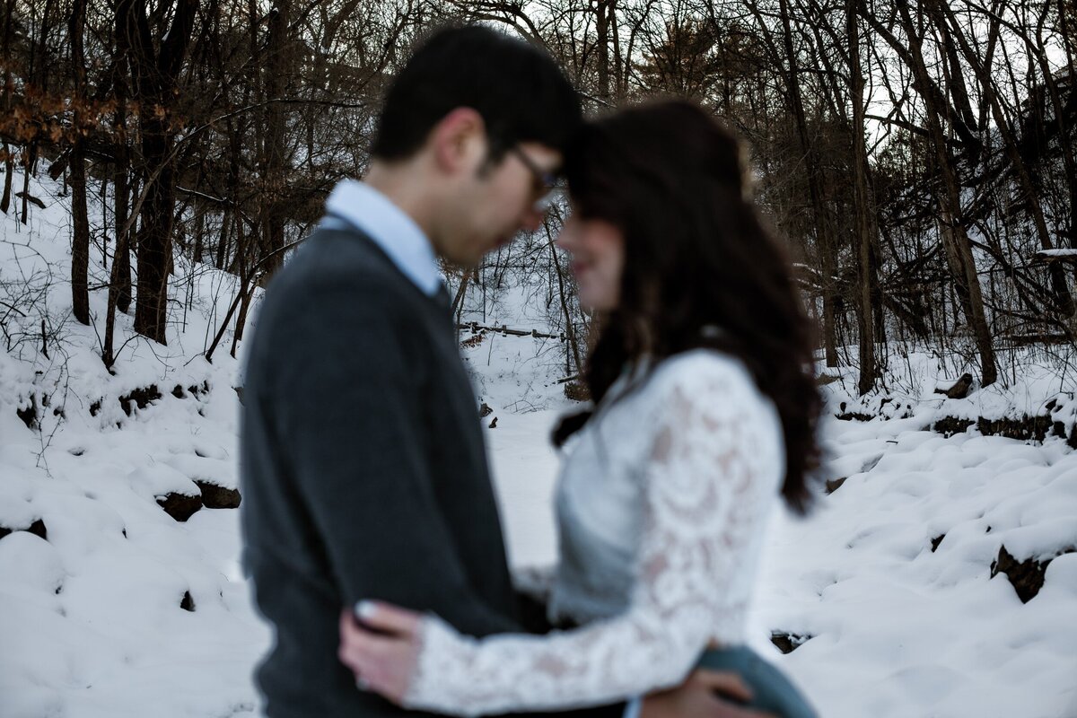 Minnehaha-Falls-Engagment-Winter-Saint-Paul-Minnesota-Andy-Hardman-Photography-2022-68