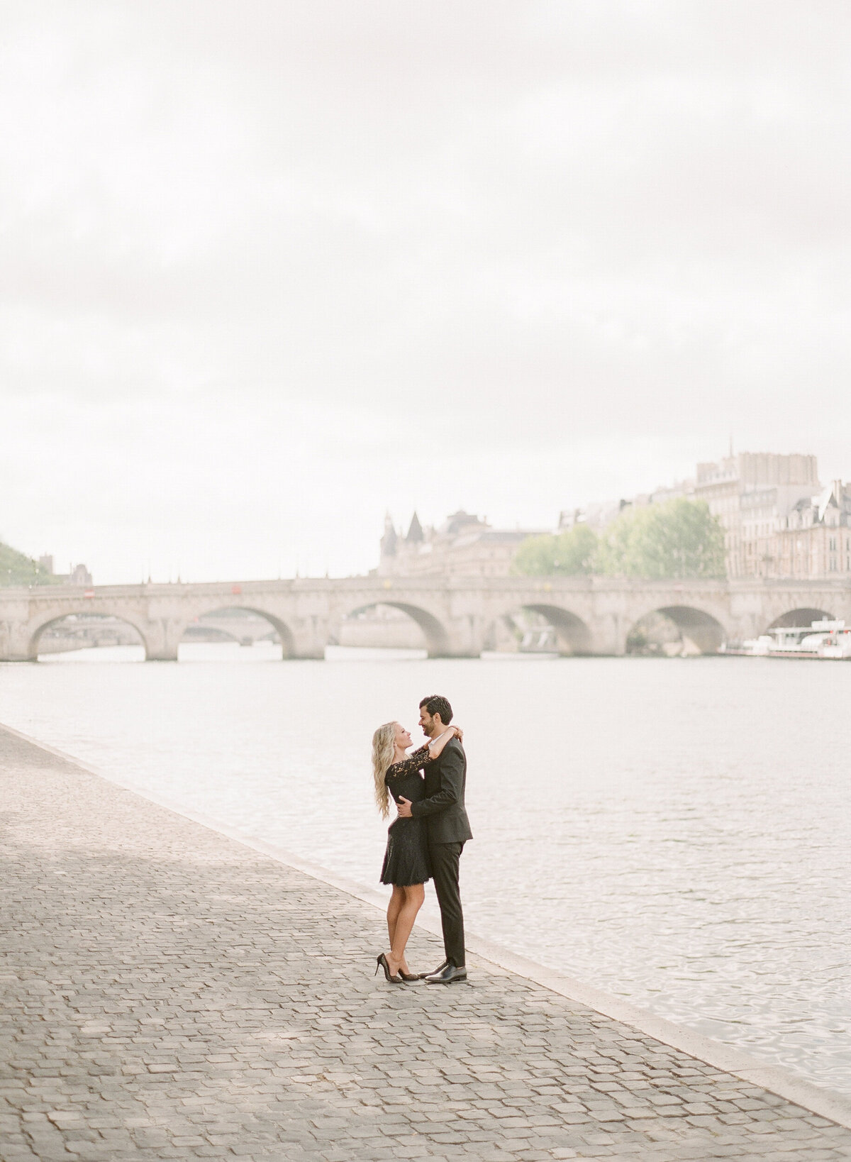 hair_&_makeupartist_Trine_Juel_engagenemt_Paris_Amber&Jay24