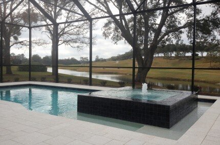 Pool build and design with spa