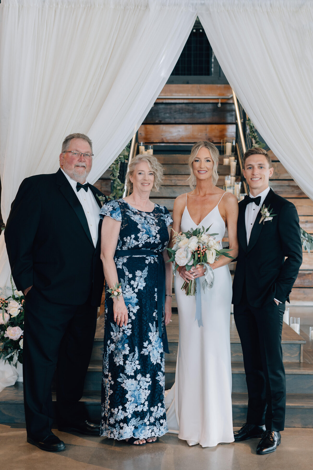 Corbin + Sarah - Glimpse-58