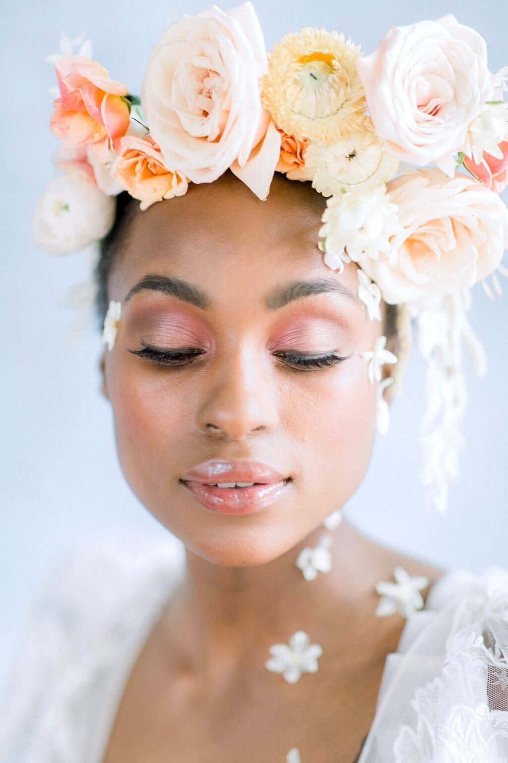 Flower-Crown-Wedding-Black-MakeUp-Artist