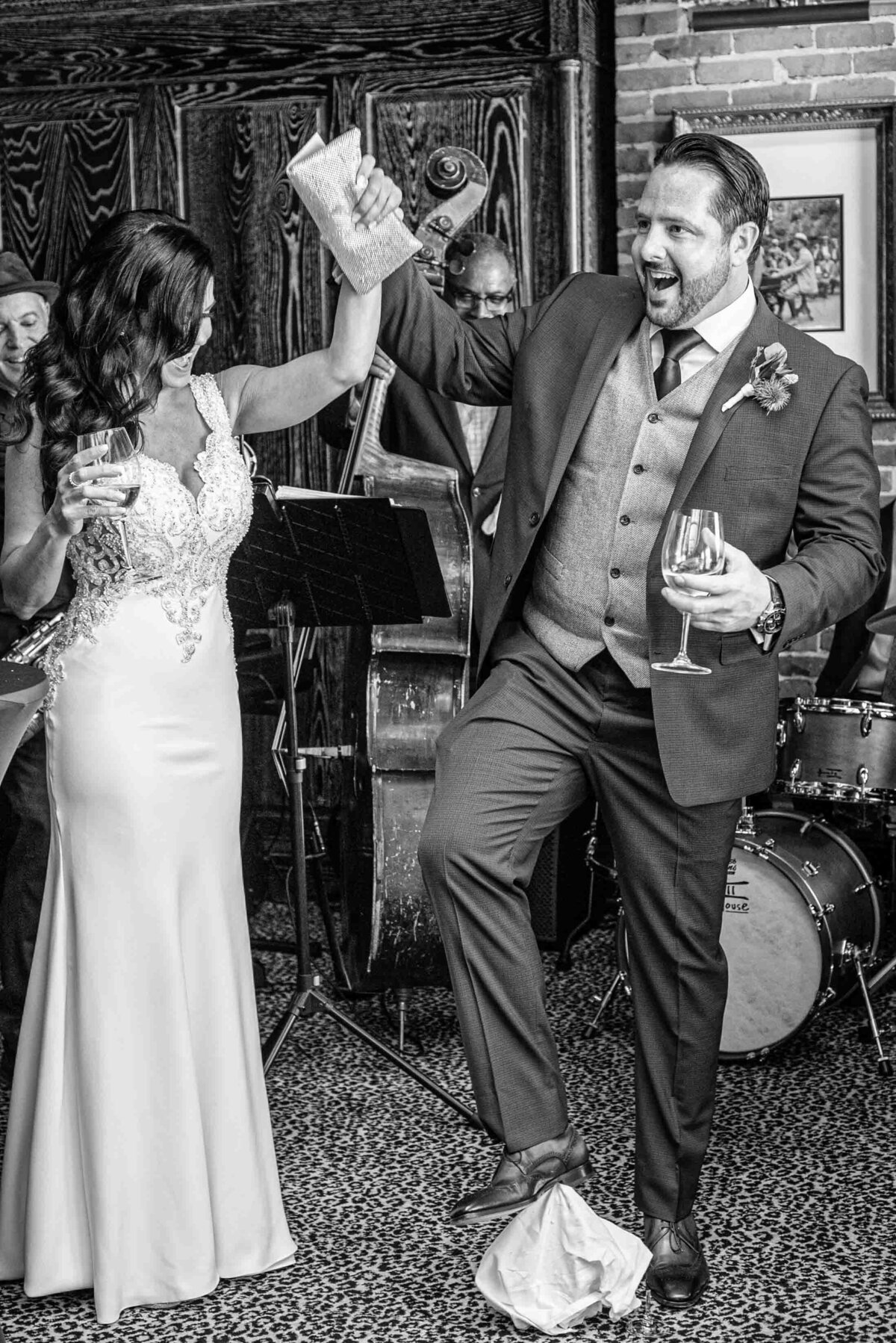 San-Francisco-City-Hall-Wedding-Photographer-Frank-J-Lee-Photography-HB.001---40