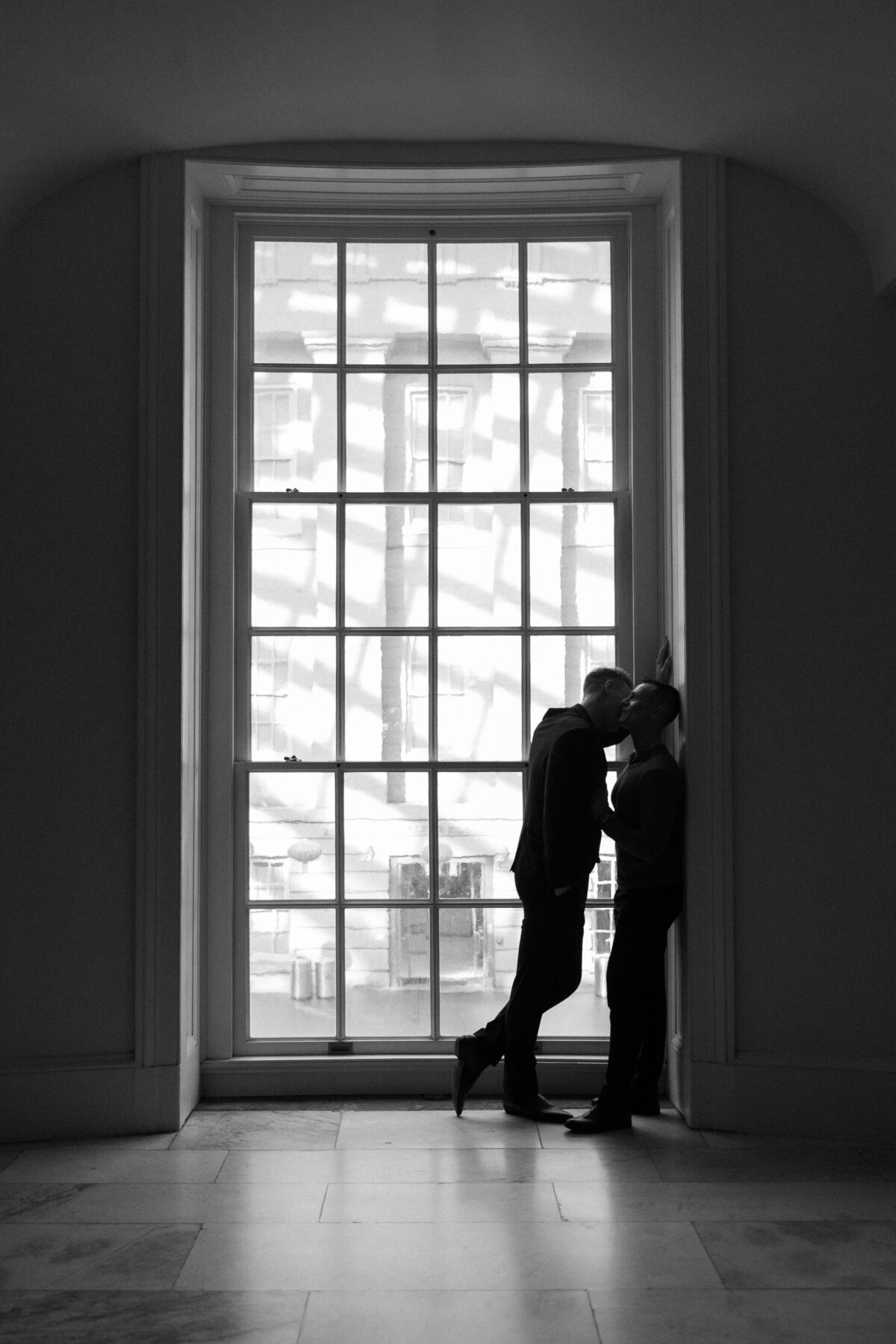 Couple Session by Richmond VA wedding photographer