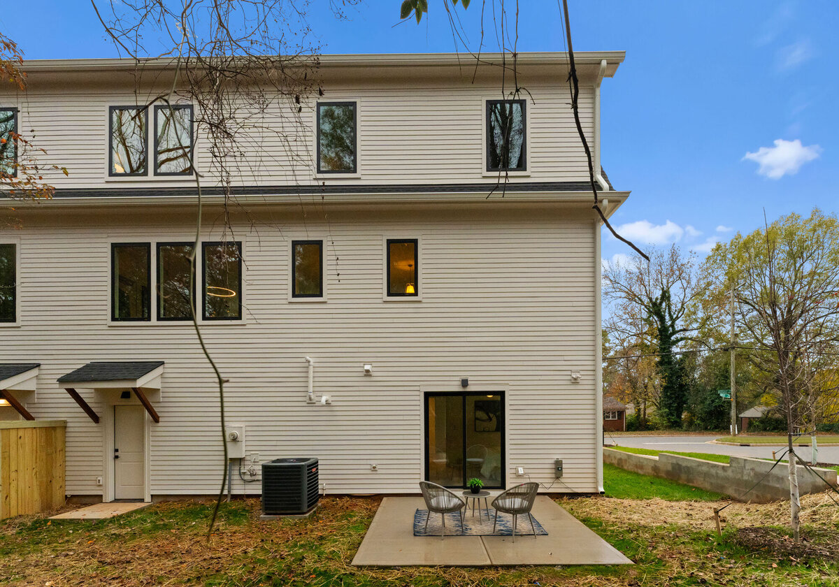 Hilliard Dr_Ext-04