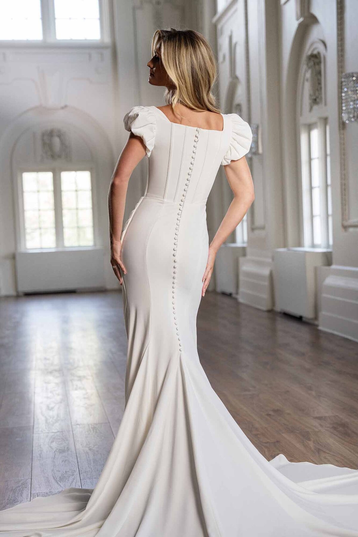 2506 Boda Bridal_57-Rafine-Puff_4912