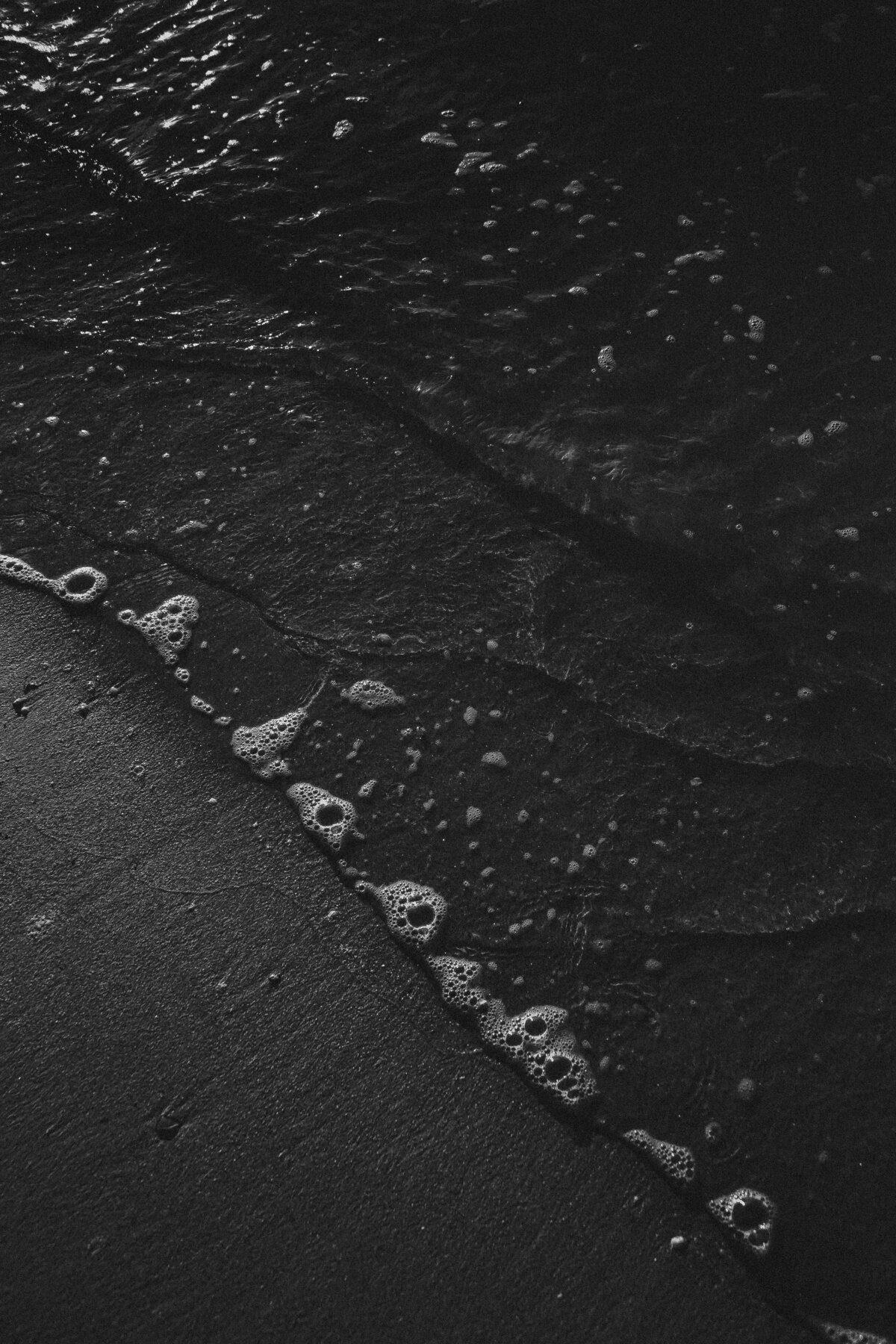 pexels-ave-calvar-martinez-3040080