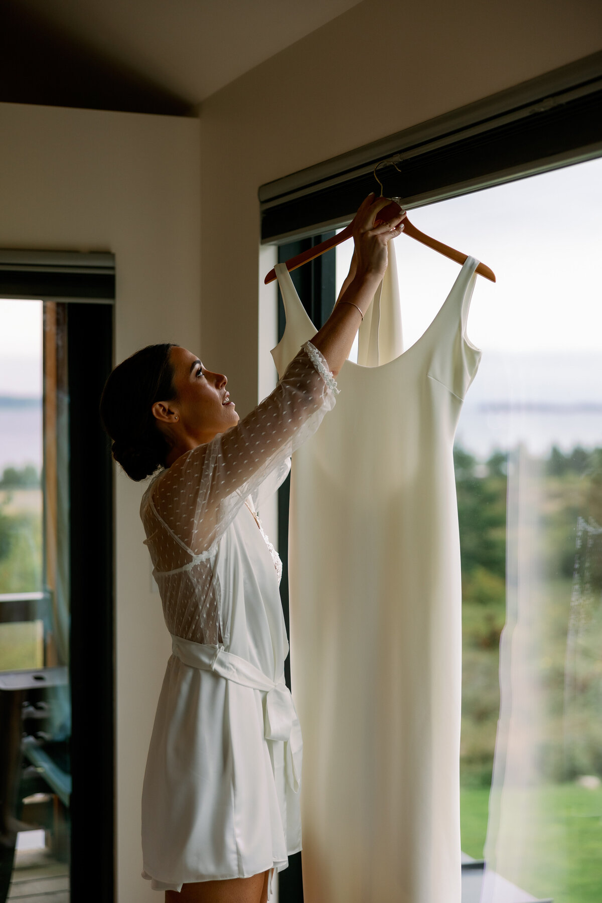Saltwater Farm San Juan Island Wedding, getting ready