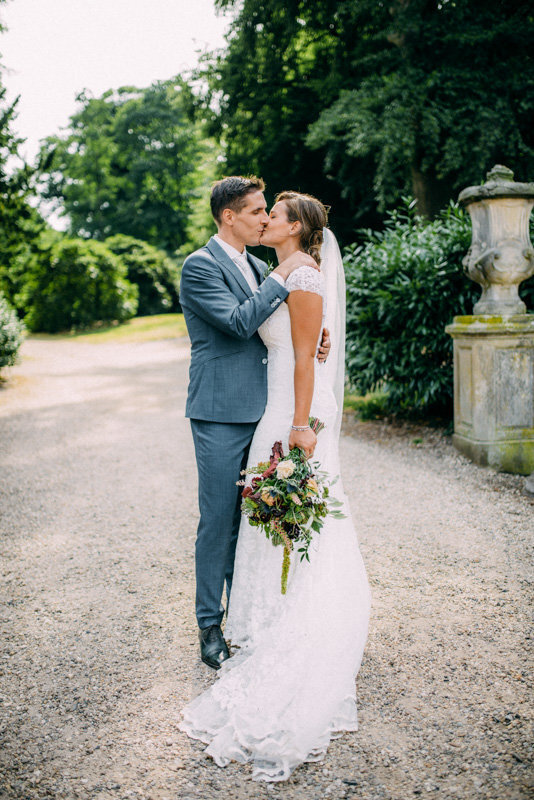 Bruiloft Lisanne & Mark - Landgoed Rhedenoord - NINA WEDDINGS - Tintelend Trouwen - Romy Dermout Photography-458